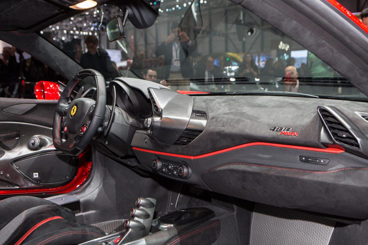 Suede /  Alcantara - lovecarsnz